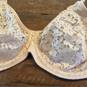 Chantelle Cream Lace Bra